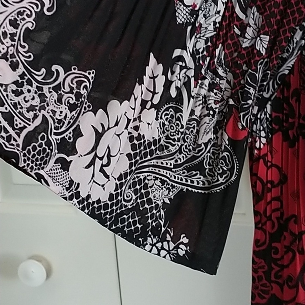 Avenue V Neck Accordion Pleated Tunic Top Blouse 26/28 - Picture 5 of 10